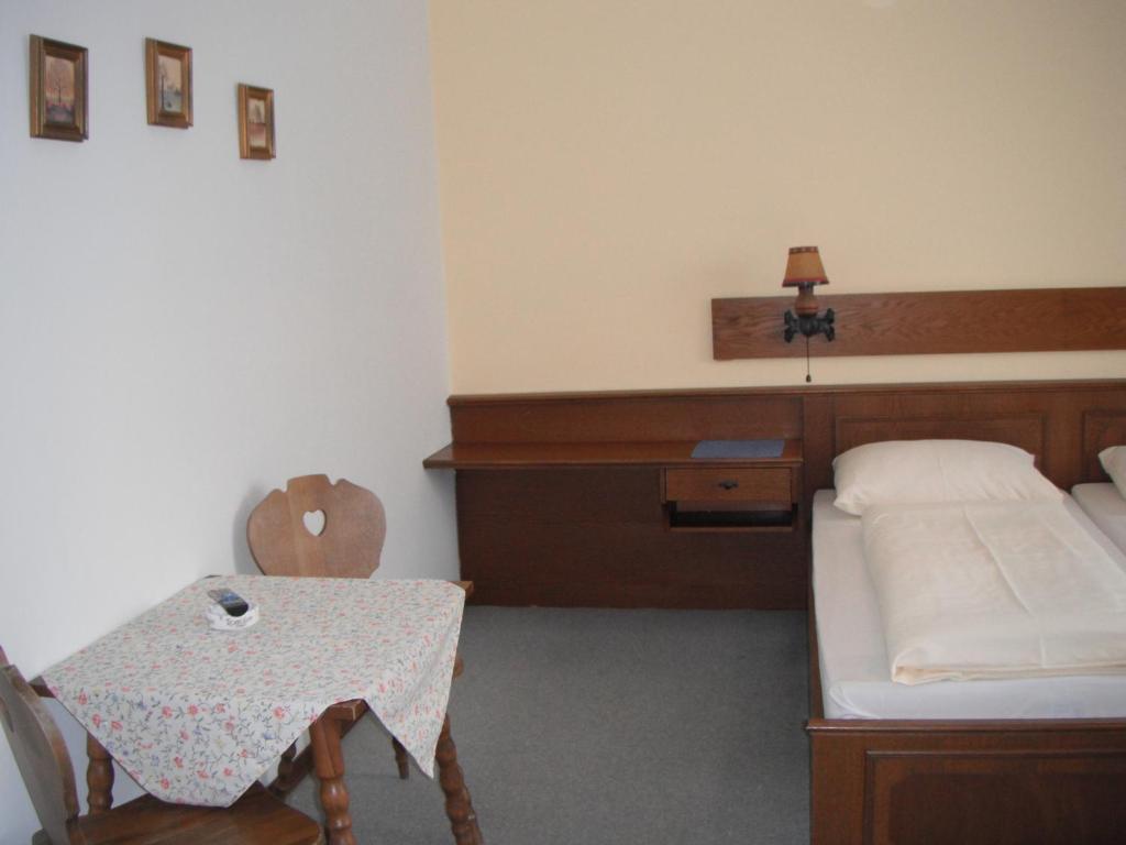 Gasthof-Pension Wein Breitenbrunn (Burgenland) Quarto foto